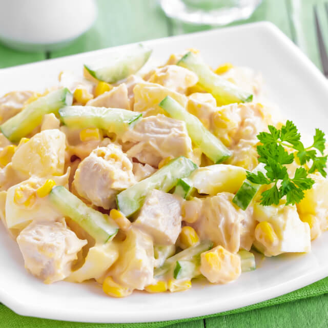 CHICKEN HAWONI SALAD